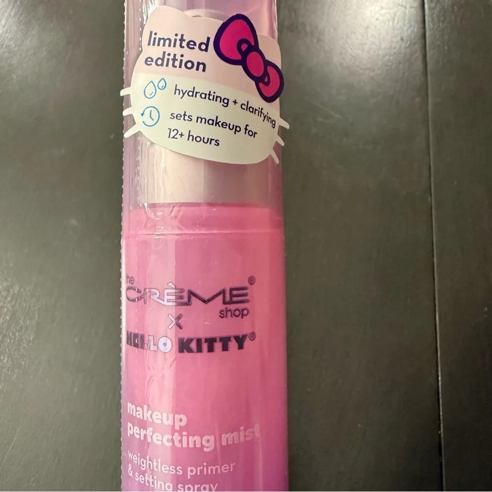 The Crème X Hello Kitty Makeup Perfecting Mist 3.38 FL OZ